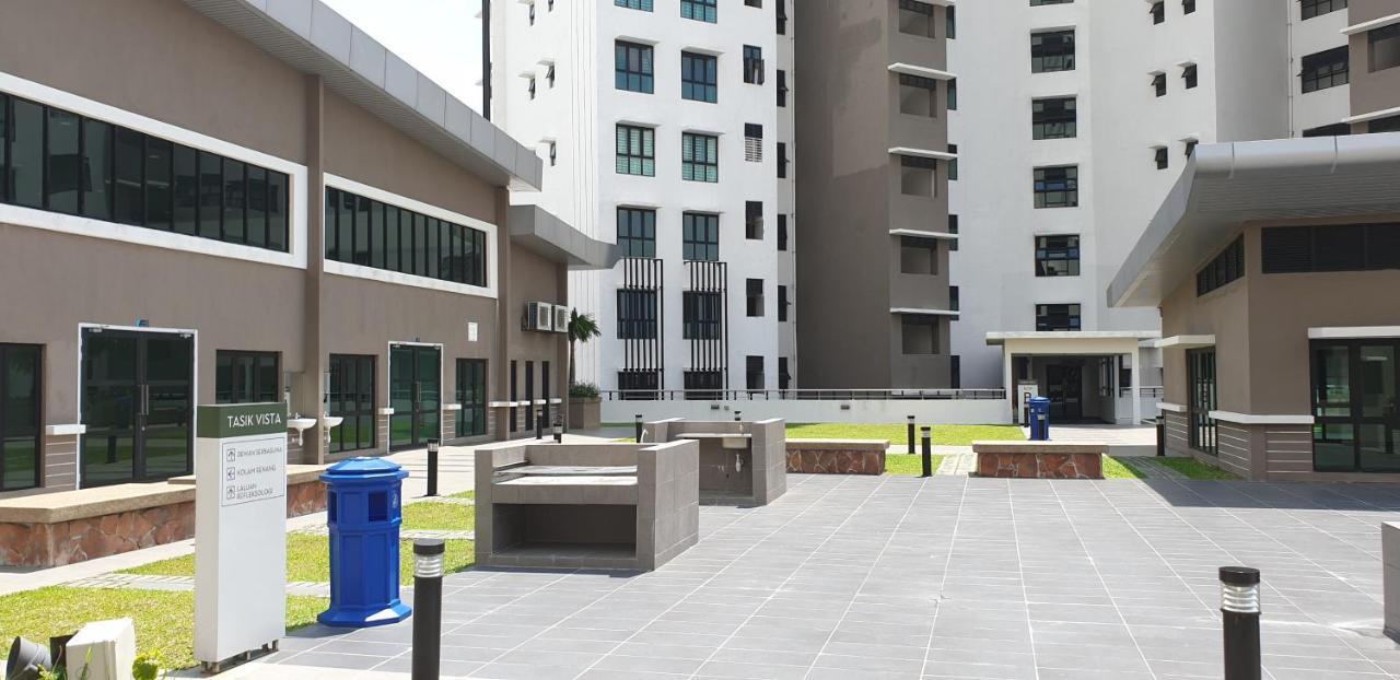 Vistamuslim Homestay Cheras Exterior photo